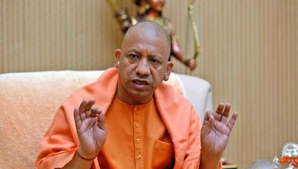 पचास साल से ऊपर के लोगों को काम लायक क्यों नहीं समझती यूपी सरकार? पचास साल से ऊपर के लोगों को काम लायक क्यों नहीं समझती यूपी सरकार?